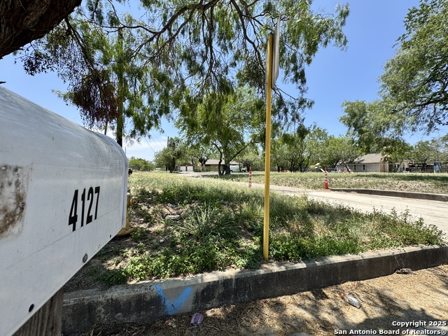 Image 6 of 41 For 4127 Pleasanton
