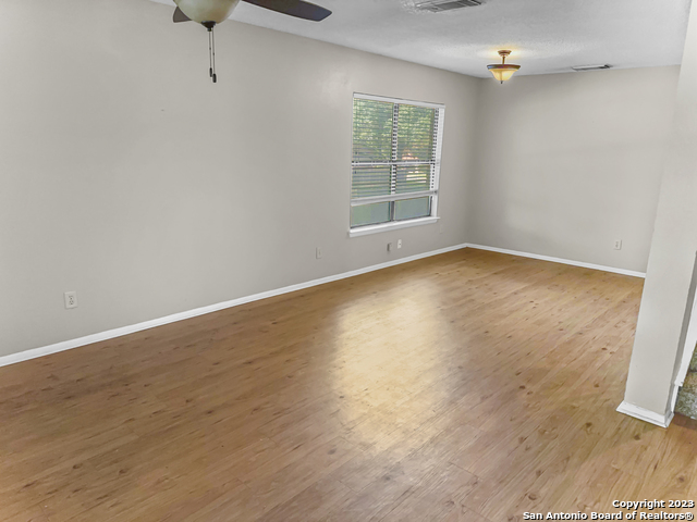 Image 4 of 12 For 3712 Whitefield Square