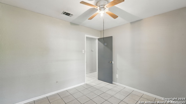 Image 20 of 29 For 937 Elsik  