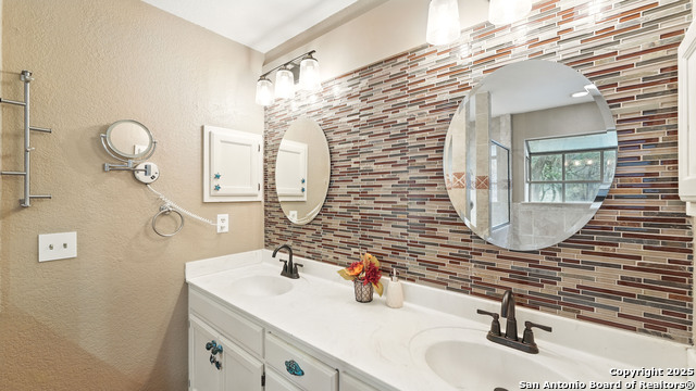 Image 17 of 31 For 830 Candlewood