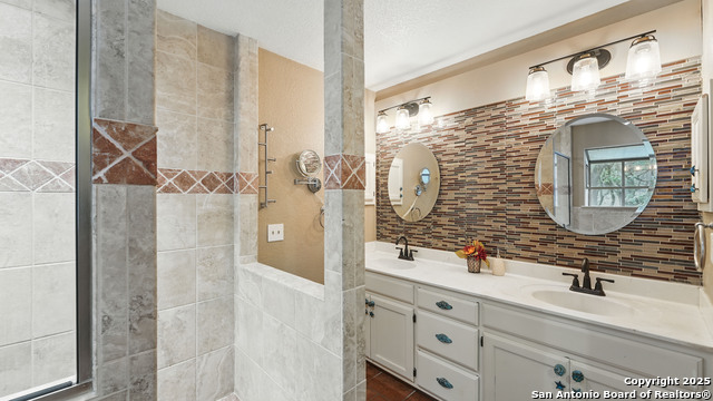 Image 18 of 31 For 830 Candlewood