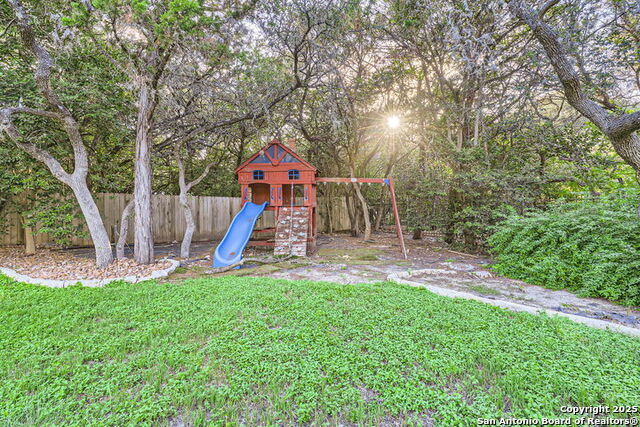 Image 37 of 44 For 512 Blackjack Oak