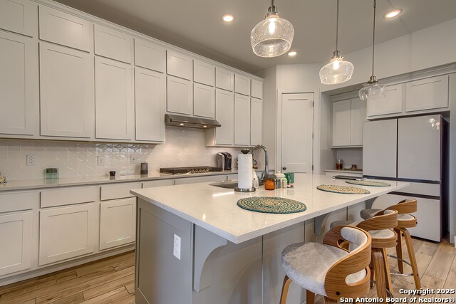 Image 13 of 32 For 501 Huntwick Drive