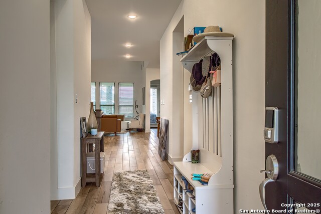 Image 4 of 32 For 501 Huntwick Drive