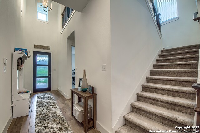 Image 5 of 32 For 501 Huntwick Drive