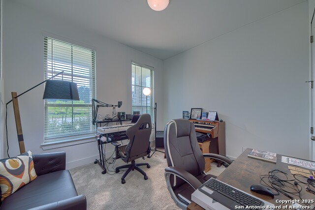 Image 6 of 32 For 501 Huntwick Drive