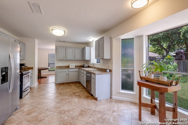 Image 11 of 30 For 2516 Hidden Grove