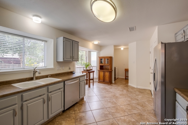 Image 12 of 30 For 2516 Hidden Grove