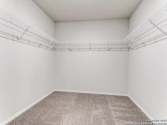 Listing photo id 12 for 9410 Sandy Ridge