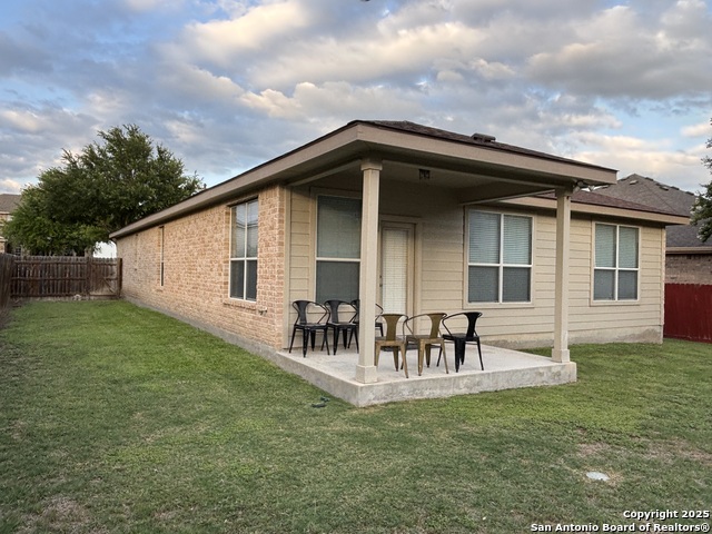 Image 17 of 28 For 320 Apache Ledge