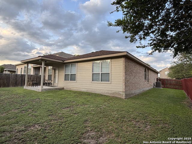 Image 18 of 28 For 320 Apache Ledge
