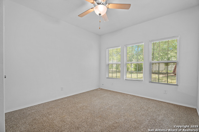 Listing photo id 16 for 634 Bailey Ave