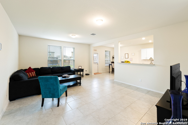 Image 3 of 36 For 10623 Rayburn