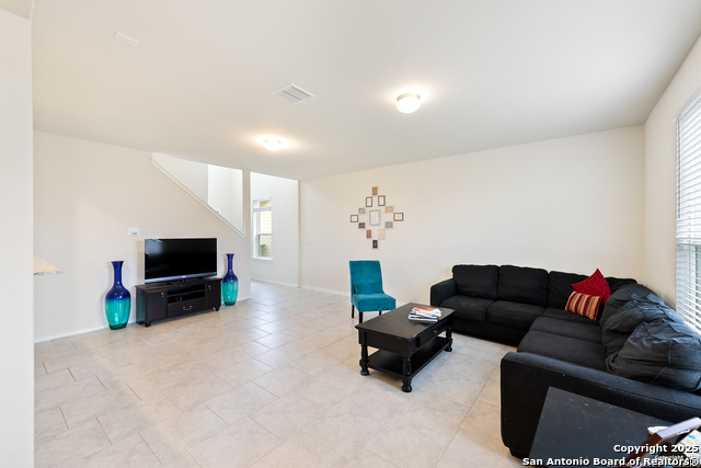 Image 5 of 36 For 10623 Rayburn