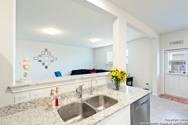 Image 9 of 36 For 10623 Rayburn