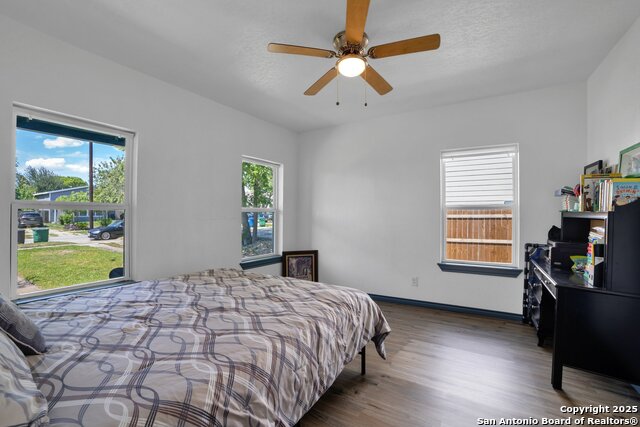 Image 10 of 24 For 1410 Hicks Avenue