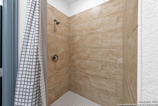 Image 14 of 24 For 1410 Hicks Avenue