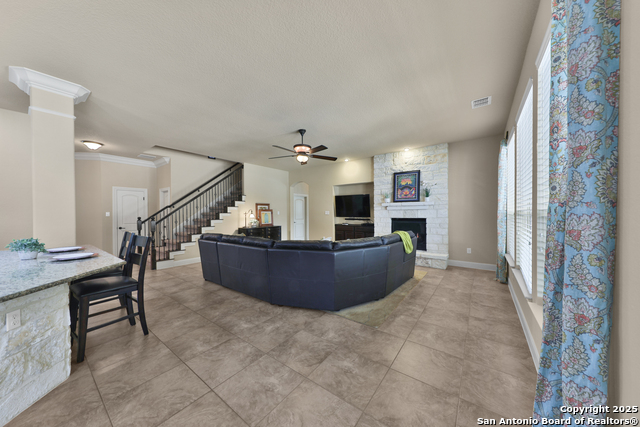 Image 14 of 47 For 10518 Springcroft Ct