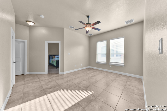 Image 29 of 47 For 10518 Springcroft Ct