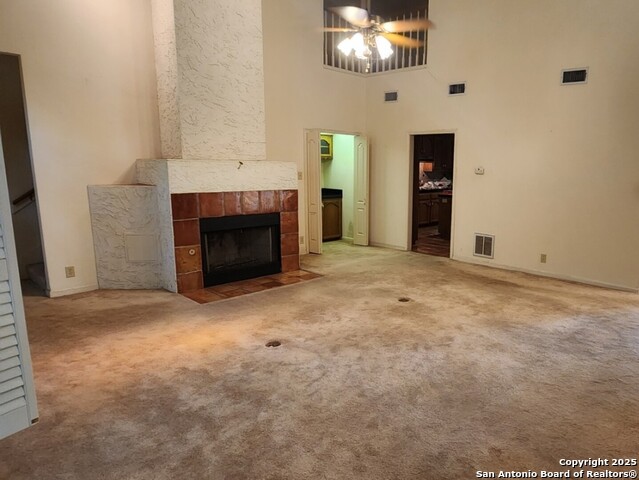 Image 13 of 14 For 1022 River Glen W