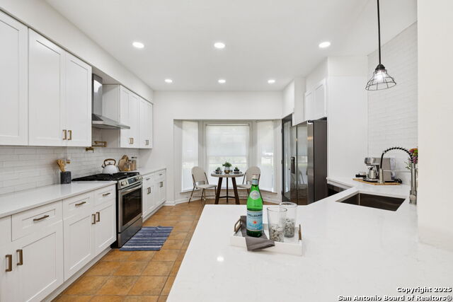 Image 6 of 23 For 13214 Stairock