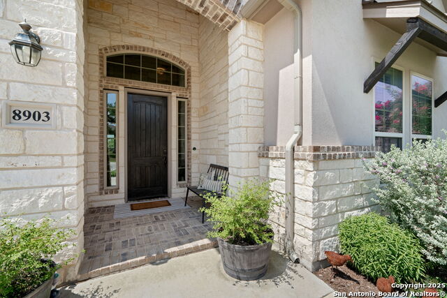 Image 4 of 39 For 8903 Gate Pass