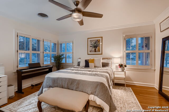 Listing photo id 18 for 325 Canterbury Hill