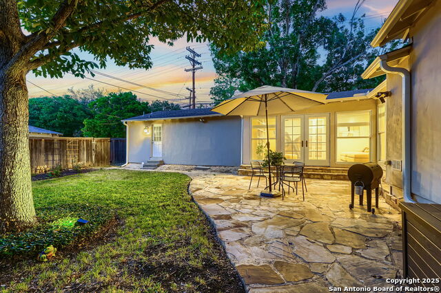 Listing photo id 26 for 325 Canterbury Hill