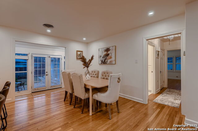 Listing photo id 6 for 325 Canterbury Hill