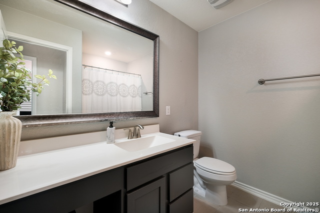 Image 17 of 31 For 5911 Eckhert  129