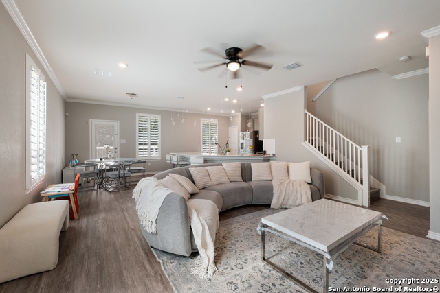 Image 6 of 31 For 5911 Eckhert  129