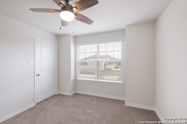 Image 31 of 46 For 13506 Whisper Bend