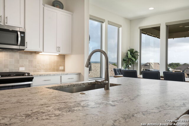 Image 12 of 38 For 1159 Cadogan Squire