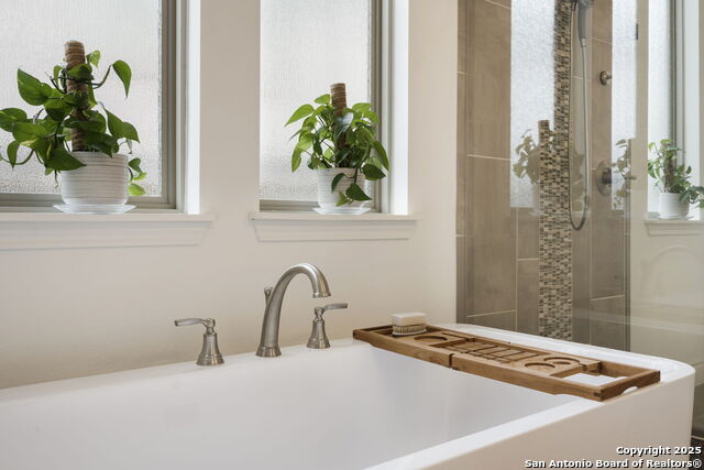 Image 18 of 38 For 1159 Cadogan Squire