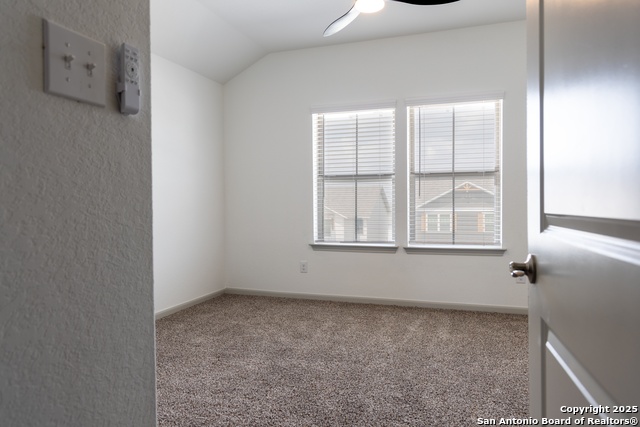 Image 6 of 38 For 7552 Briarwood