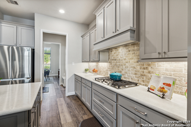 Image 19 of 50 For 28759 Balcones Creek