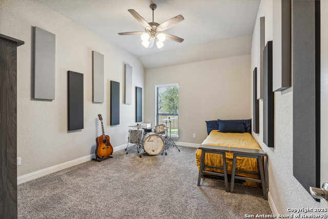 Image 26 of 50 For 28759 Balcones Creek