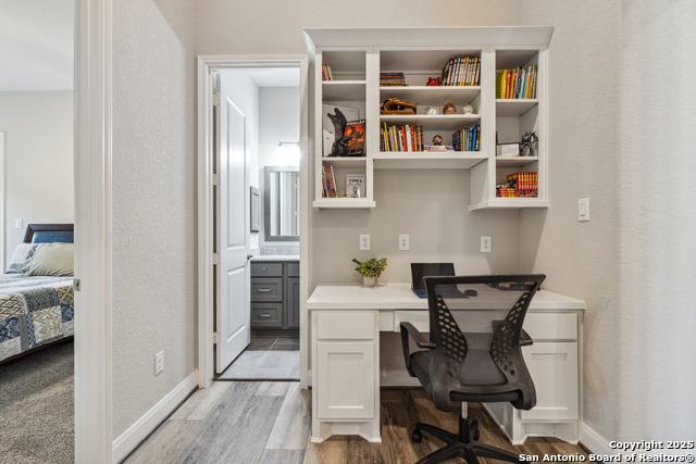Image 29 of 50 For 28759 Balcones Creek