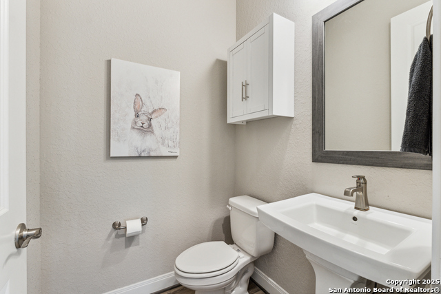 Image 30 of 50 For 28759 Balcones Creek