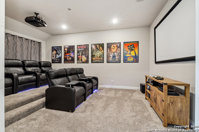 Image 4 of 50 For 28759 Balcones Creek