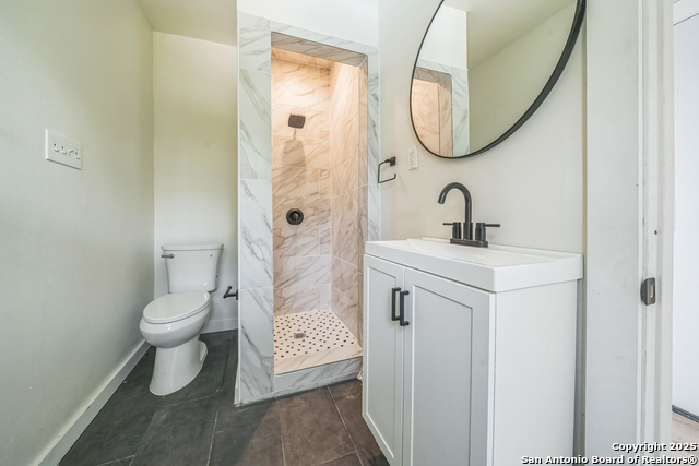 Image 17 of 18 For 503 Pickwell Dr