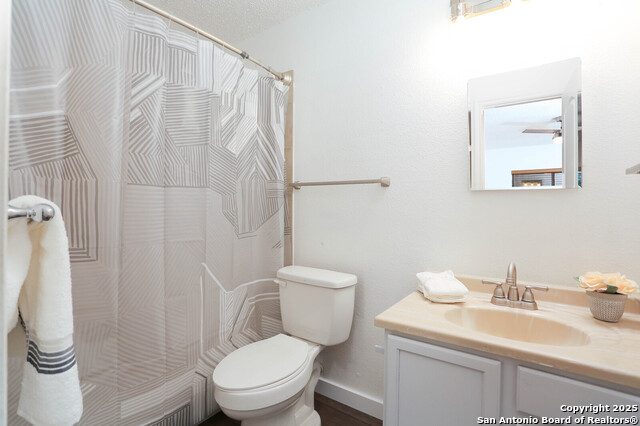 Image 12 of 18 For 13139 Regency Bnd