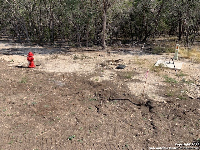 Listing photo id 0 for 1712 Demi John Bend Rd