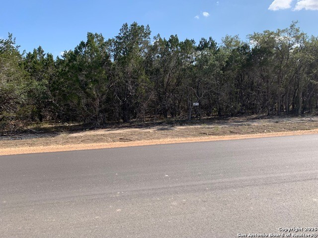 Listing photo id 3 for 1712 Demi John Bend Rd