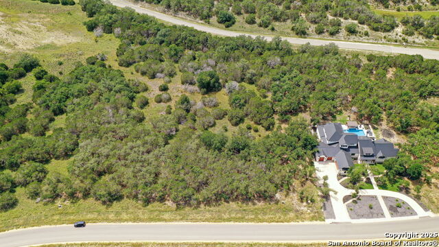 Listing photo id 5 for 1712 Demi John Bend Rd