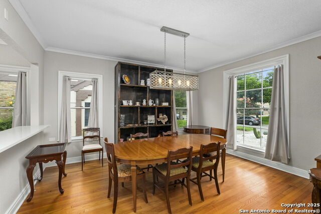 Image 16 of 43 For 138 Lullwood Ave E