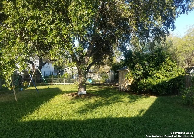 Image 8 of 9 For 2435 Ravina St