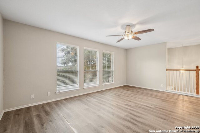 Image 17 of 35 For 422 Granite Bay