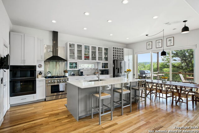 Listing photo id 14 for 797 Glendale Rd