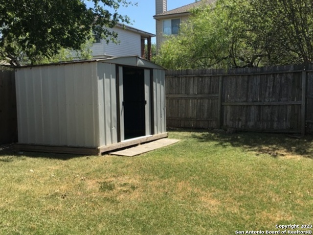 Listing photo id 5 for 7335 Golf Vista Blvd